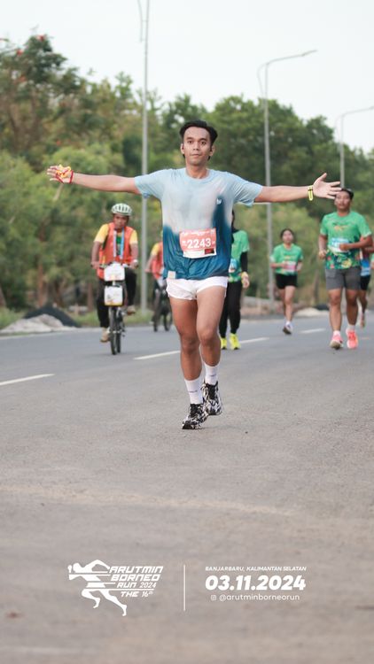 Race photo from Arutmin Borneo Run 2024