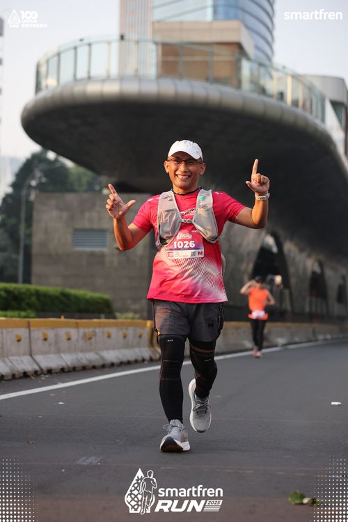 Race photo from Smartfren Run 2025 