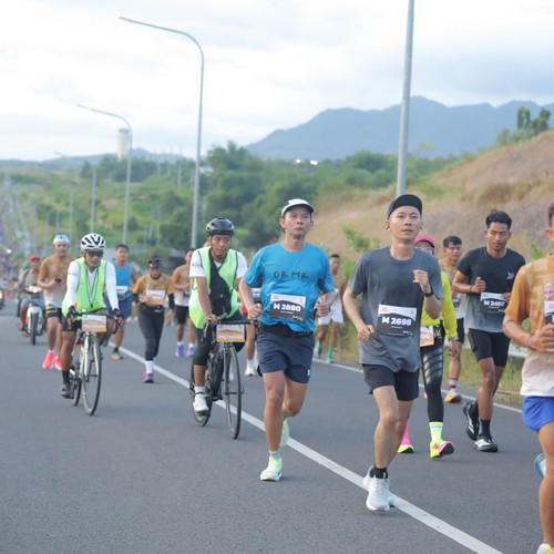 Race photo from KEDIRI HALF MARATHON 2026