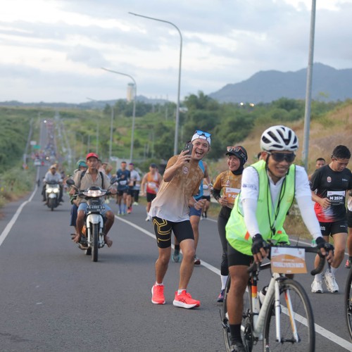 Race photo from KEDIRI HALF MARATHON 2026