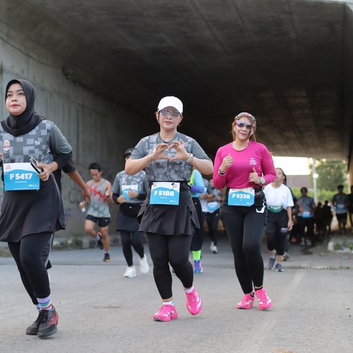 Race photo from KEDIRI HALF MARATHON 2026