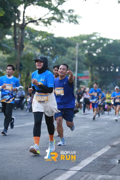 Race photo from Isoplus Run 2024 Surabaya