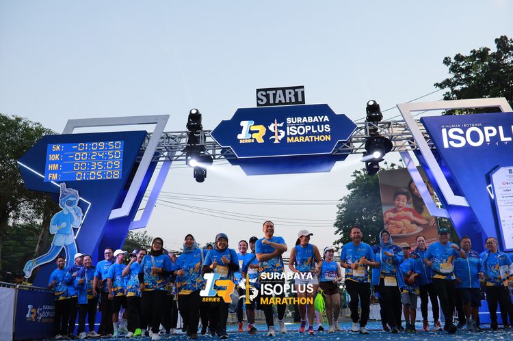 Race photo from SURABAYA ISOPLUS MARATHON 2025
