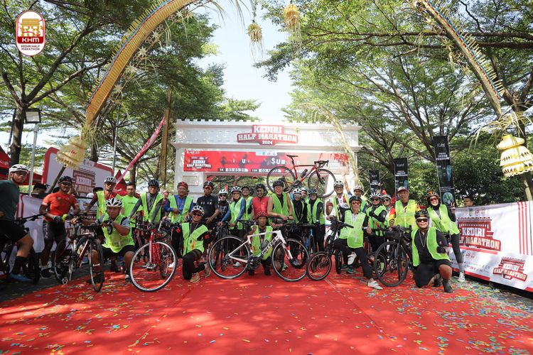 Race photo from Kediri Half Marathon 2024