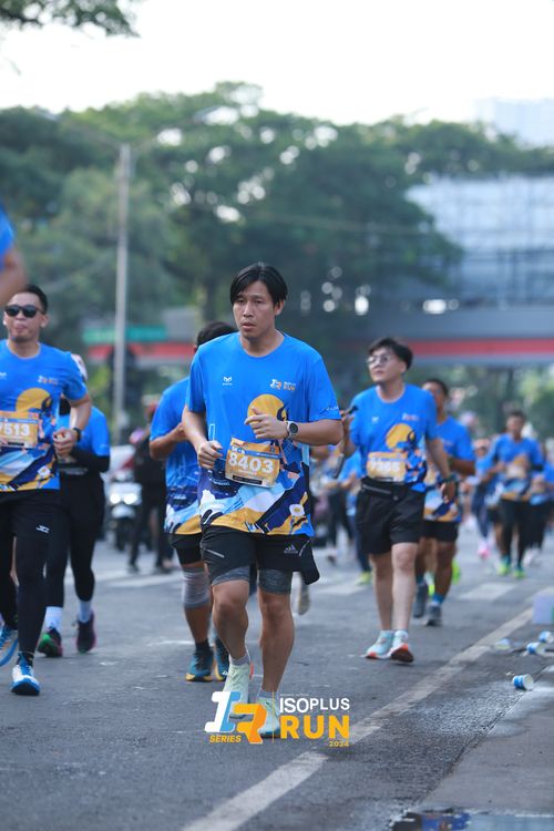 Race photo from Isoplus Run 2024 Surabaya