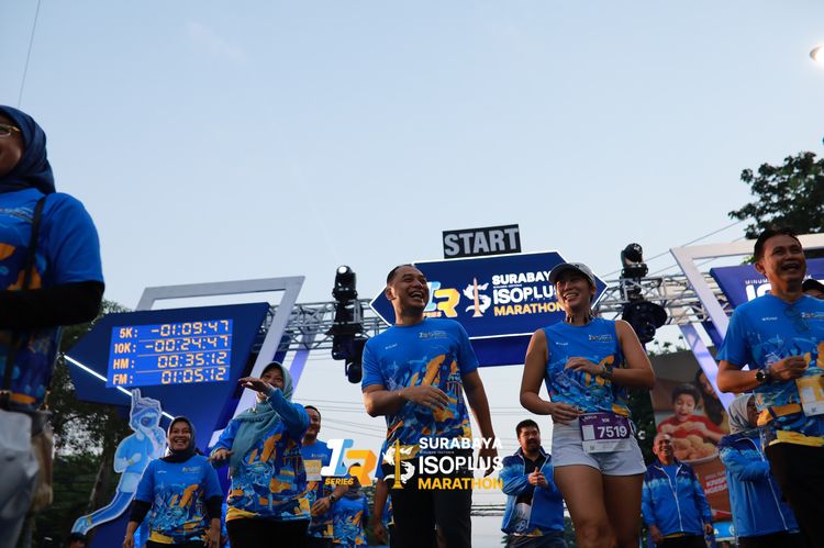 Race photo from SURABAYA ISOPLUS MARATHON 2025