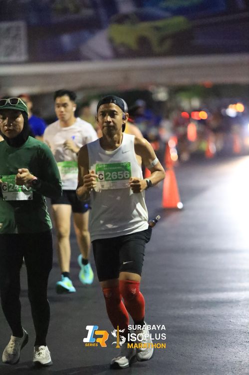 Race photo from SURABAYA ISOPLUS MARATHON 2025