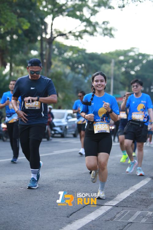 Race photo from Isoplus Run 2024 Surabaya