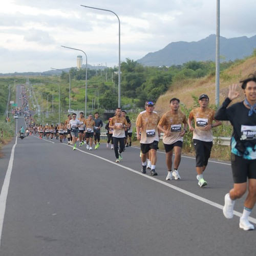 Race photo from KEDIRI HALF MARATHON 2026