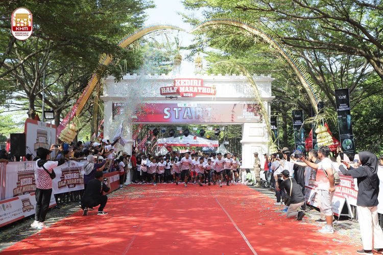 Race photo from Kediri Half Marathon 2024