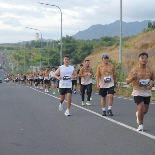 Race photo from KEDIRI HALF MARATHON 2026