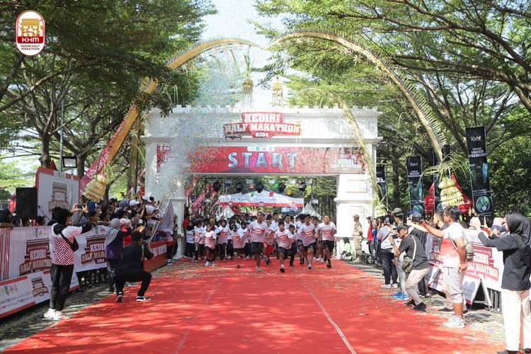 Race photo from Kediri Half Marathon 2024