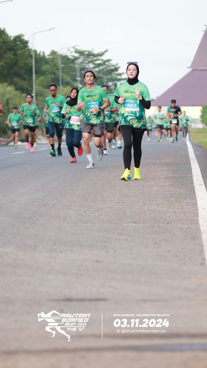 Race photo from Arutmin Borneo Run 2024
