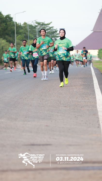 Race photo from Arutmin Borneo Run 2024