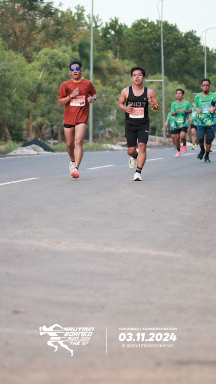 Race photo from Arutmin Borneo Run 2024