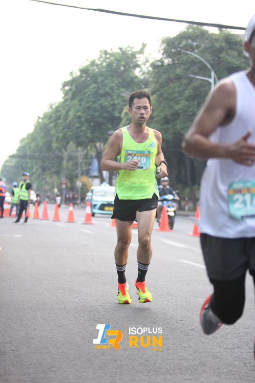 Race photo from Isoplus Run 2024 Surabaya