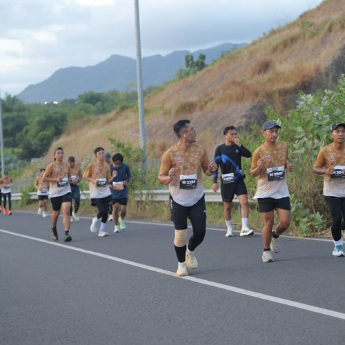 Race photo from KEDIRI HALF MARATHON 2026