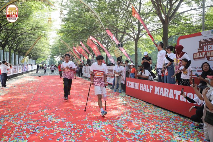 Race photo from Kediri Half Marathon 2024
