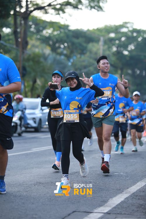 Race photo from Isoplus Run 2024 Surabaya