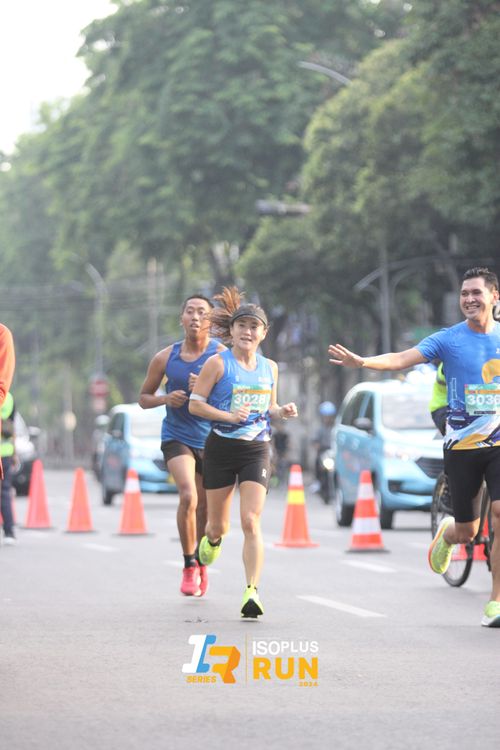 Race photo from Isoplus Run 2024 Surabaya