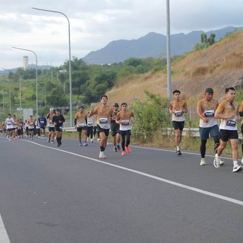 Race photo from KEDIRI HALF MARATHON 2026