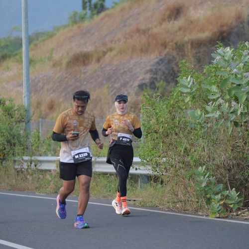 Race photo from KEDIRI HALF MARATHON 2026