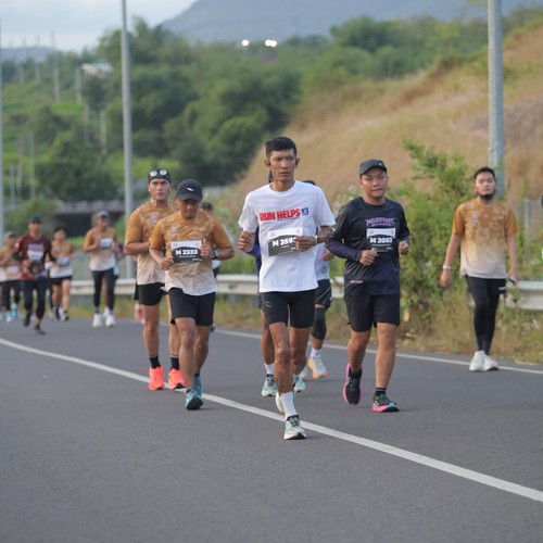 Race photo from KEDIRI HALF MARATHON 2026