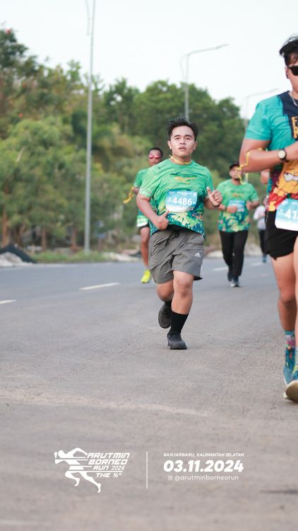 Race photo from Arutmin Borneo Run 2024
