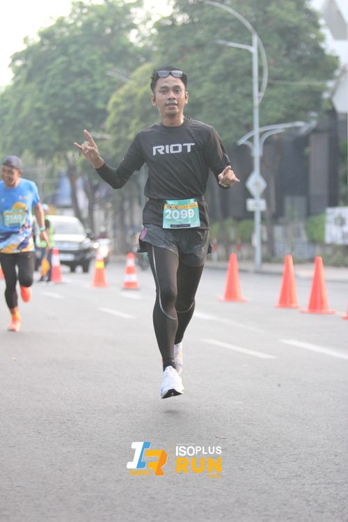 Race photo from Isoplus Run 2024 Surabaya