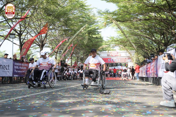 Race photo from Kediri Half Marathon 2024