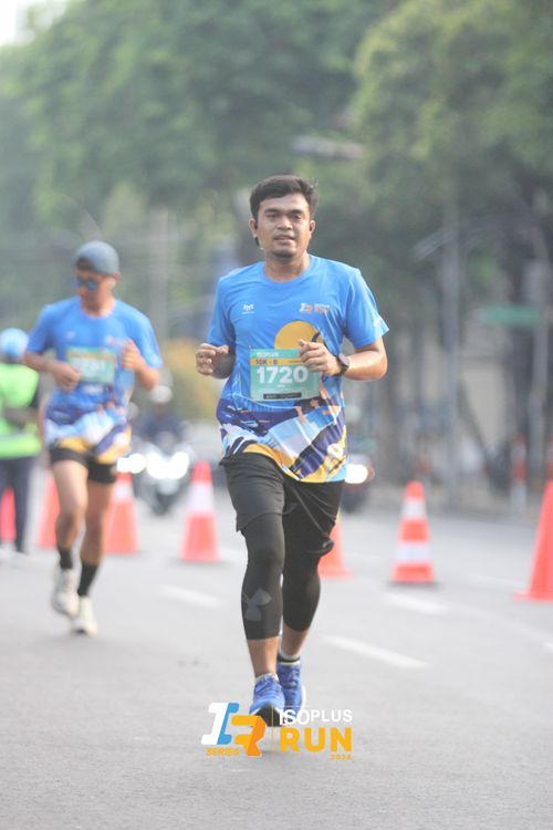 Race photo from Isoplus Run 2024 Surabaya