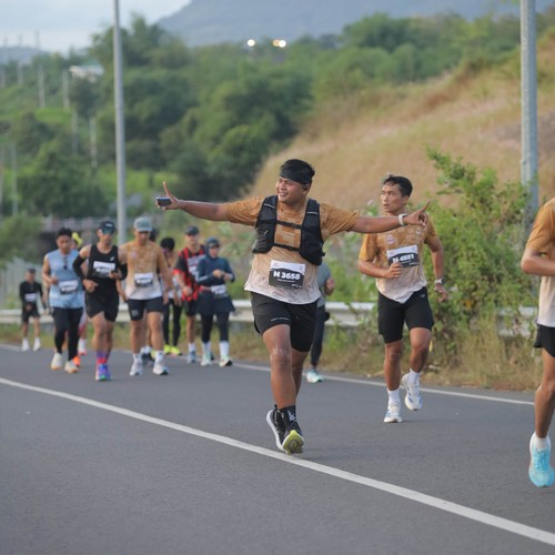 Race photo from KEDIRI HALF MARATHON 2026