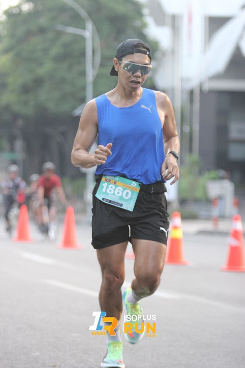 Race photo from Isoplus Run 2024 Surabaya