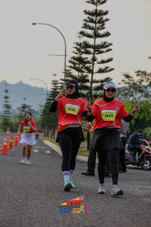 Race photo from CISANGKAN KBP CITY RUN 2025
