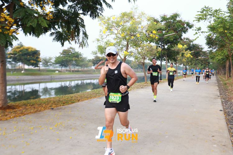 Race photo from ISOPlus Run 2024 Jakarta
