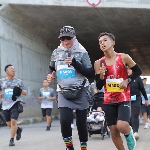 Race photo from KEDIRI HALF MARATHON 2026