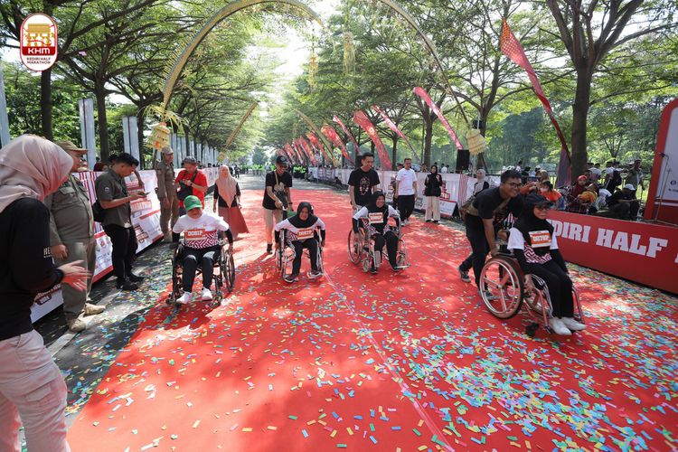 Race photo from Kediri Half Marathon 2024