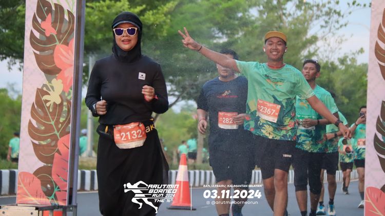 Race photo from Arutmin Borneo Run 2024