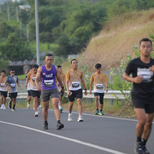 Race photo from KEDIRI HALF MARATHON 2026