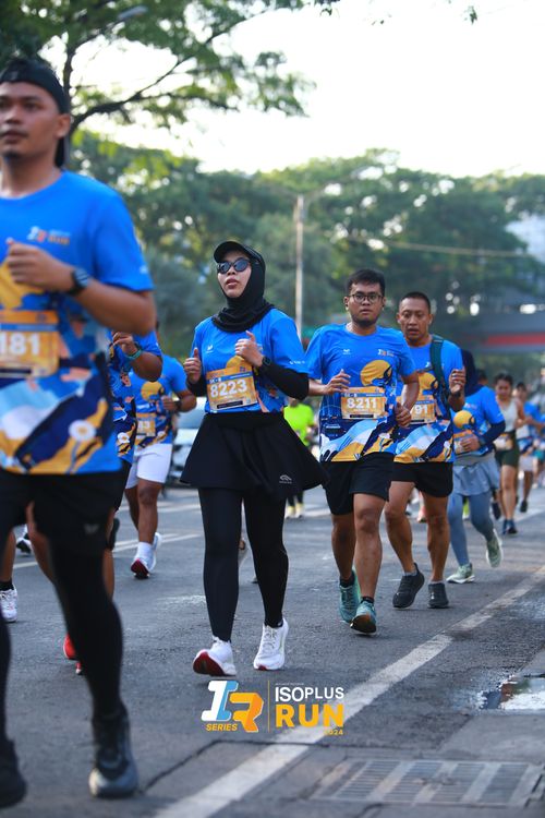 Race photo from Isoplus Run 2024 Surabaya