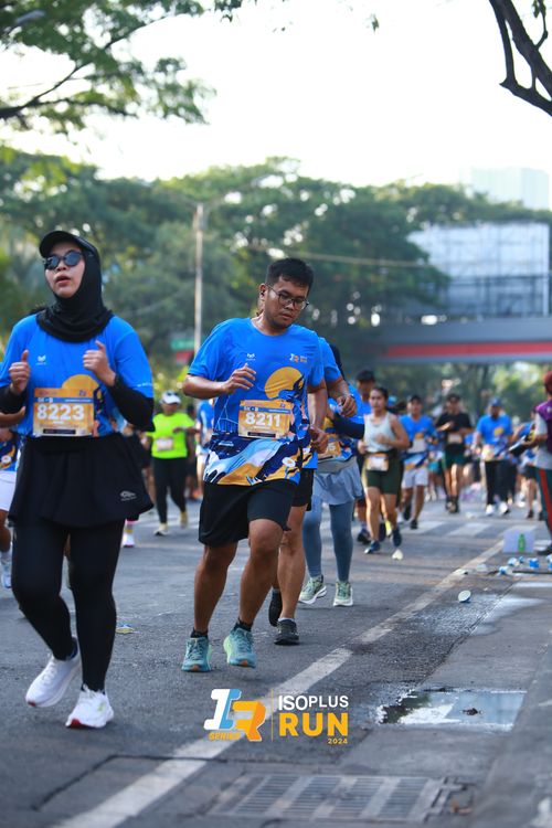 Race photo from Isoplus Run 2024 Surabaya