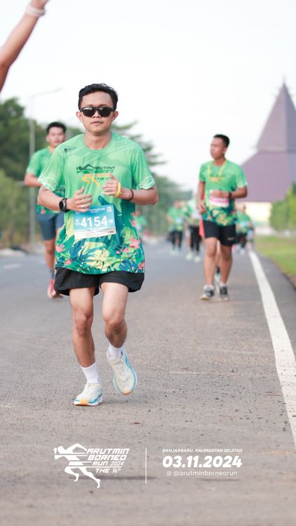 Race photo from Arutmin Borneo Run 2024