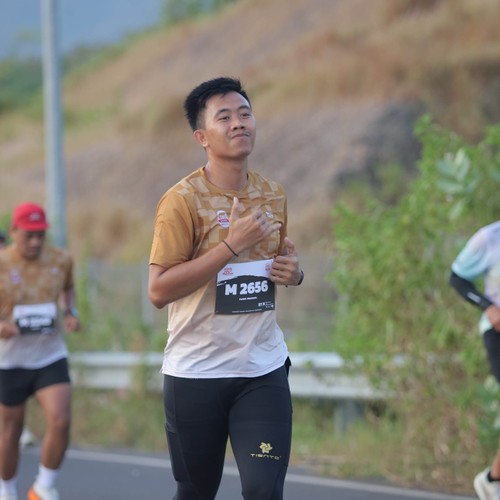 Race photo from KEDIRI HALF MARATHON 2026