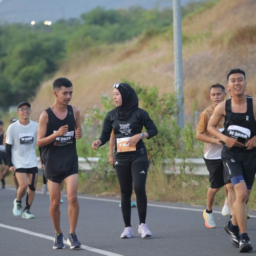 Race photo from KEDIRI HALF MARATHON 2026