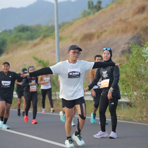 Race photo from KEDIRI HALF MARATHON 2026