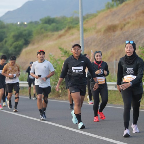 Race photo from KEDIRI HALF MARATHON 2026