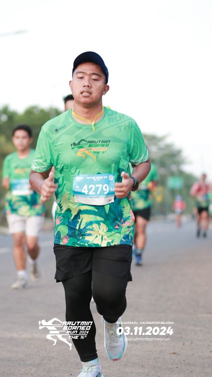Race photo from Arutmin Borneo Run 2024