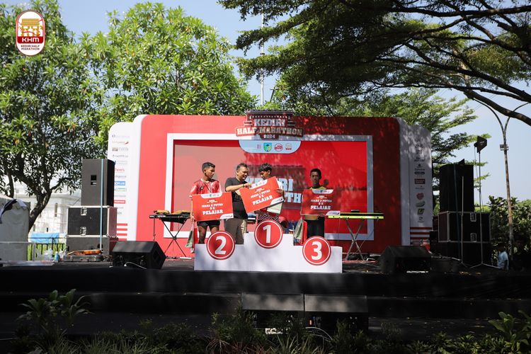 Race photo from Kediri Half Marathon 2024