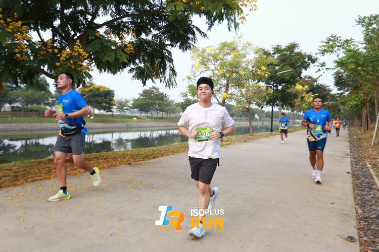 Race photo from ISOPlus Run 2024 Jakarta
