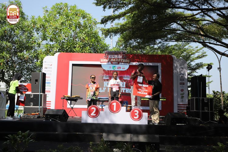 Race photo from Kediri Half Marathon 2024